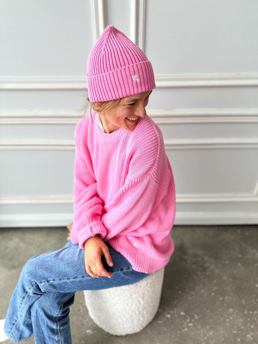 Beanie Mama und pinker Pullover