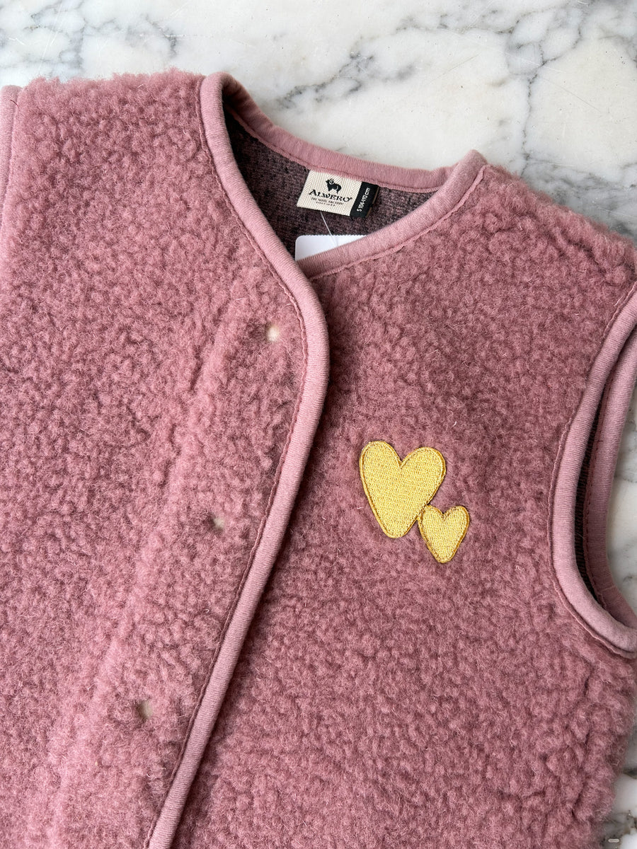 Venetian Pink mit goldenem Herz