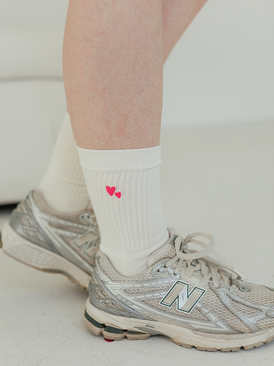 Sneaker und Neon Socks