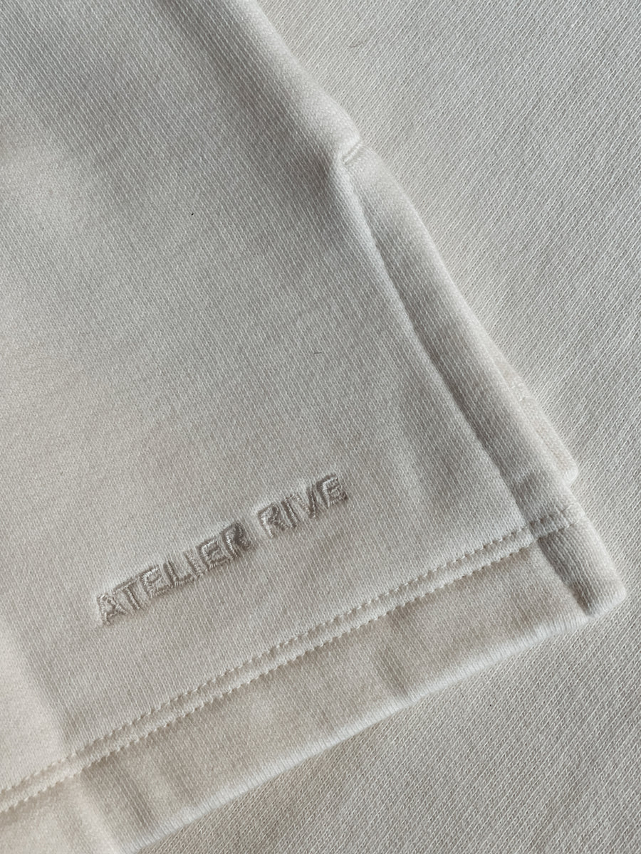 Stickereidetails Heart Hoodie